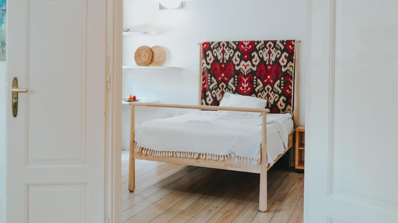 Salon Apartment In Dorcol Historical Beograd Bagian luar foto