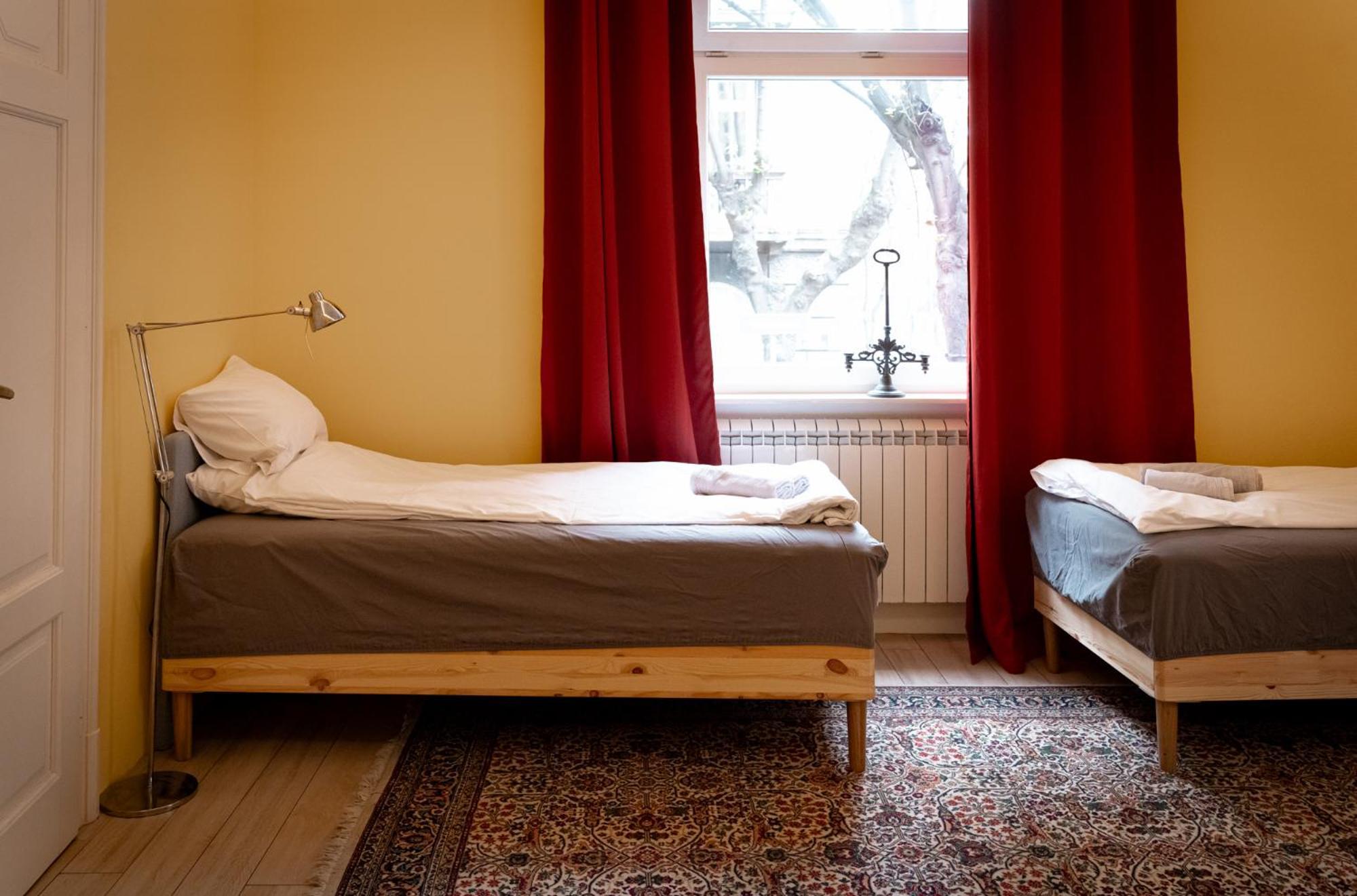 Salon Apartment In Dorcol Historical Beograd Bagian luar foto